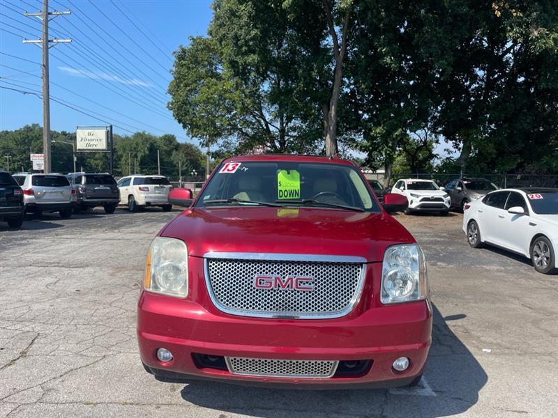 GMC Yukon Denali 4WD 2013
