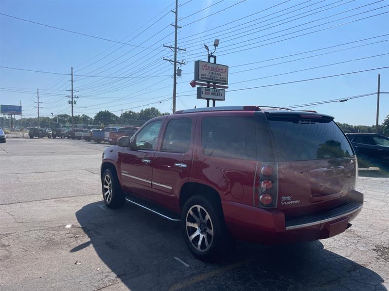 GMC Yukon Denali 4WD 2013