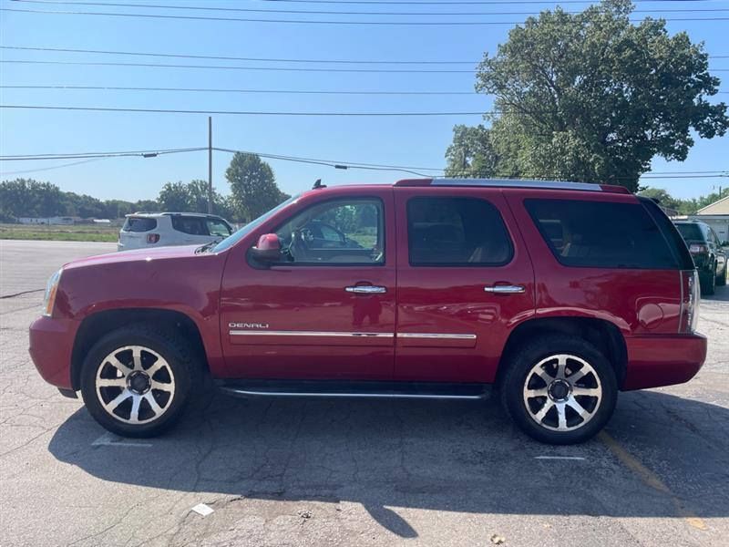GMC Yukon Denali 4WD 2013