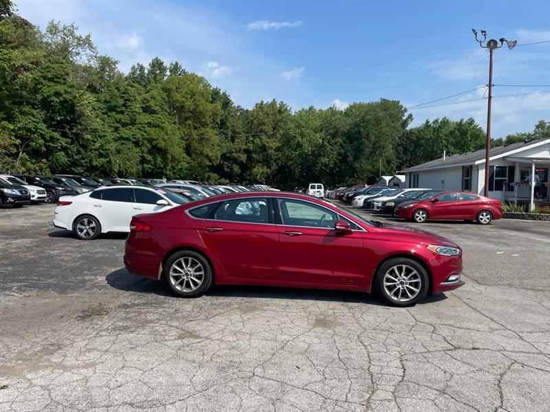 Ford Fusion SE 2017