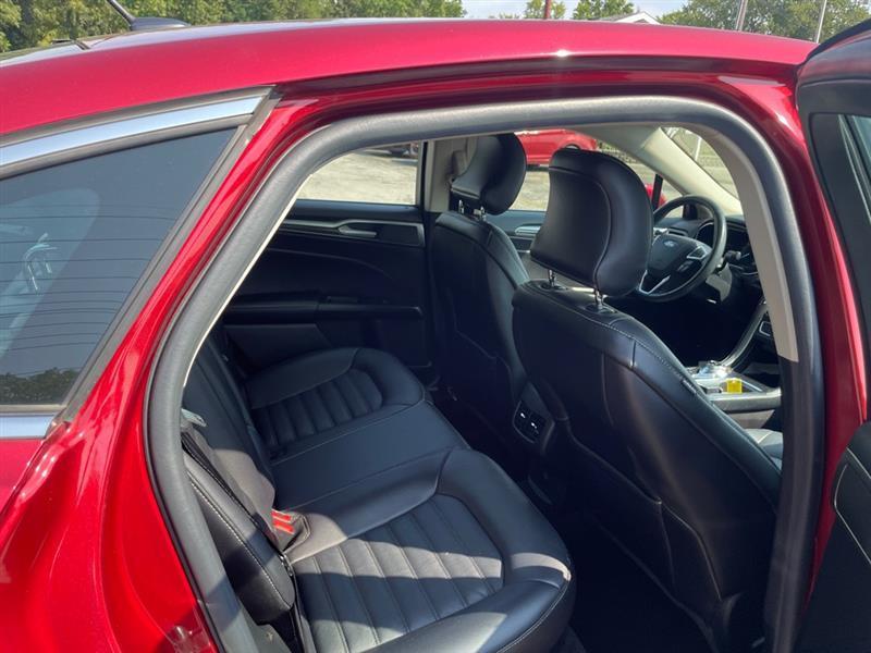 Ford Fusion SE 2017