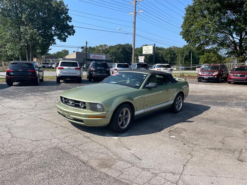 2006 Ford Mustang V6 Deluxe Convertible