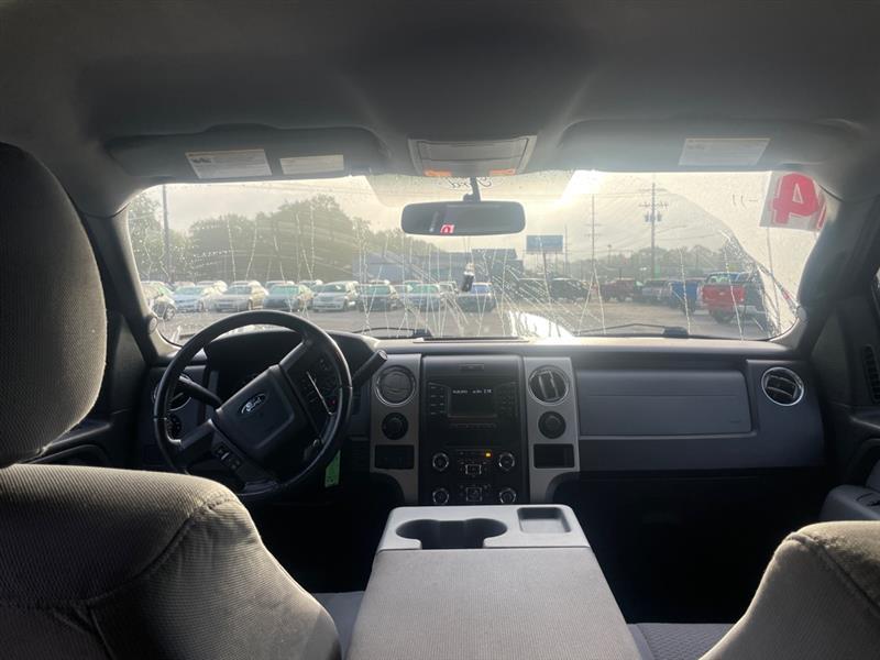 Ford F-150 XL SuperCrew 5.5-ft. Bed 4WD 2014