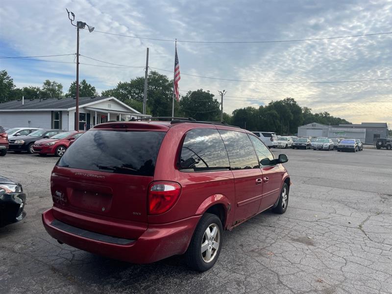 Dodge Grand Caravan SXT 2005