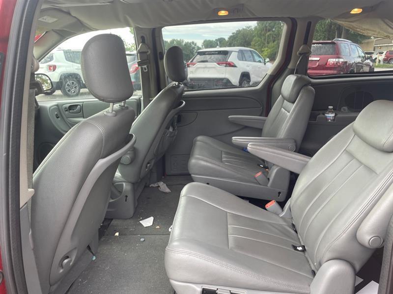 Dodge Grand Caravan SXT 2005
