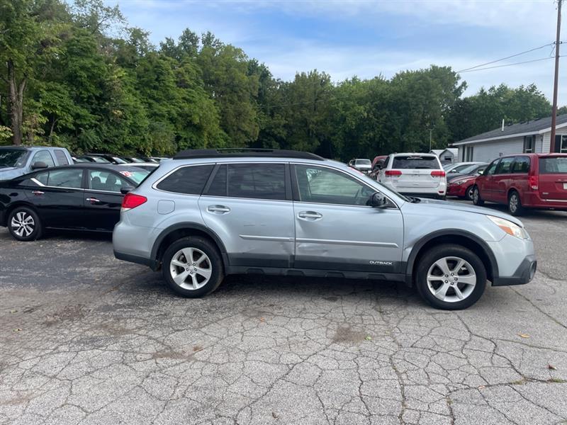 Subaru Outback 2.5i Premium 2013