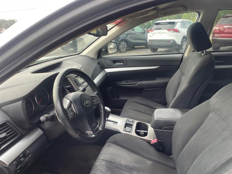 Subaru Outback 2.5i Premium 2013