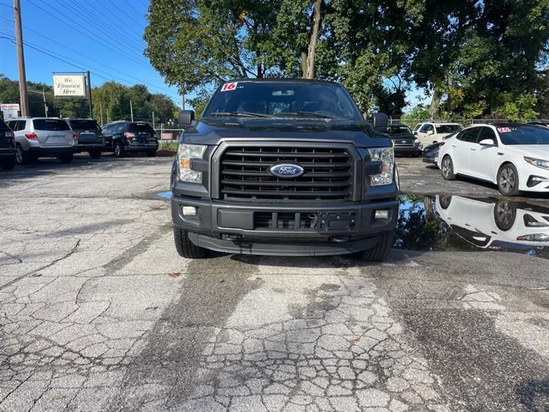 Ford F-150 XL SuperCrew 5.5-ft. Bed 4WD 2016