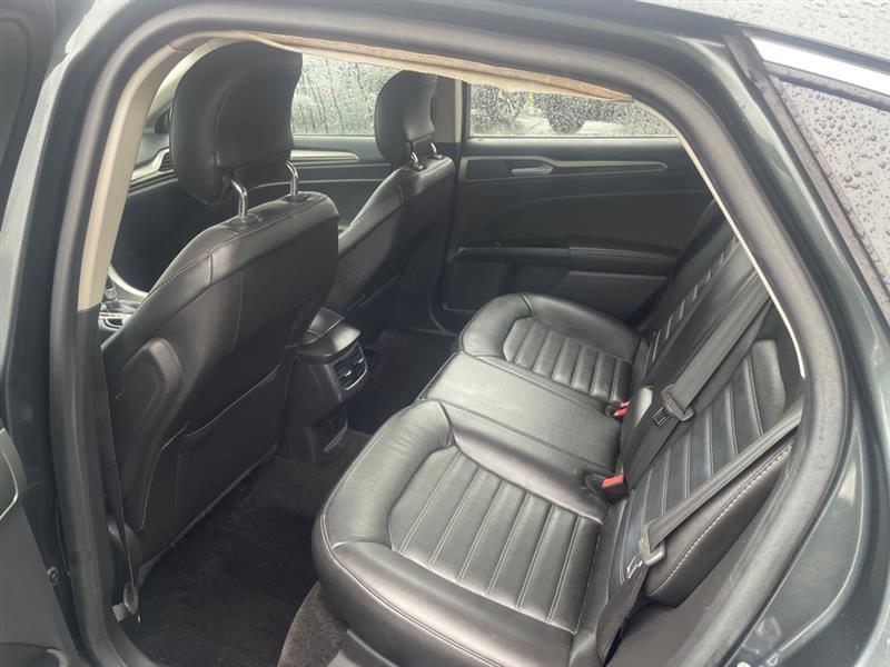 Ford Fusion SE 2015