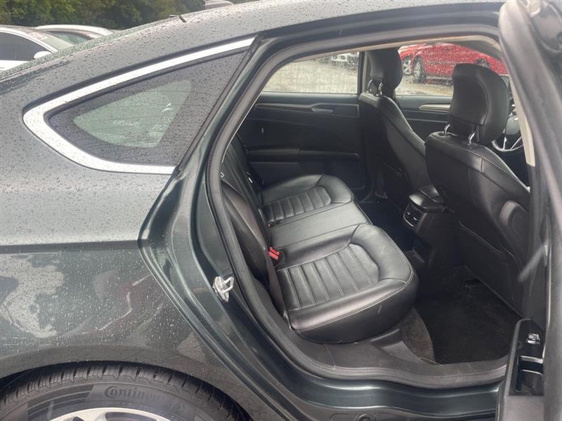 Ford Fusion SE 2015