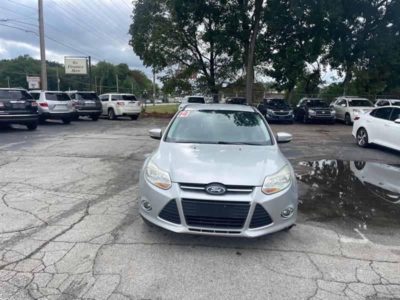 Ford Focus SE Sedan 2014