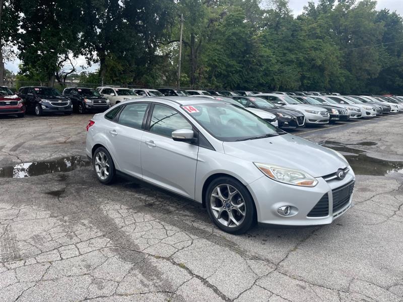 Ford Focus SE Sedan 2014