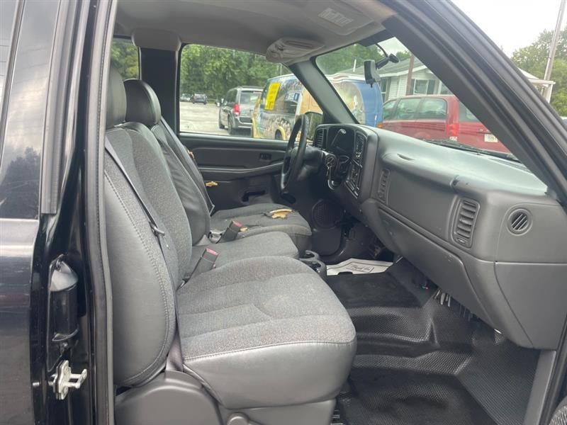 Chevrolet Silverado 1500 LS Ext. Cab Short Bed 2WD 2005