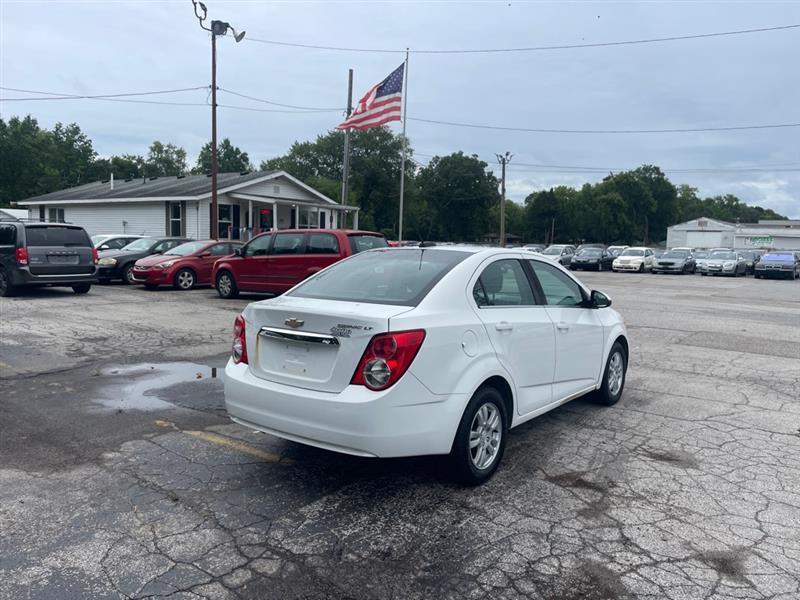 Chevrolet Sonic LT Auto Sedan 2015