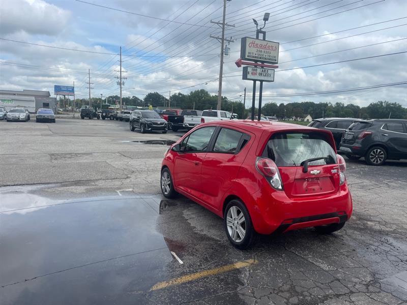 Chevrolet Spark 1LT CVT 2015