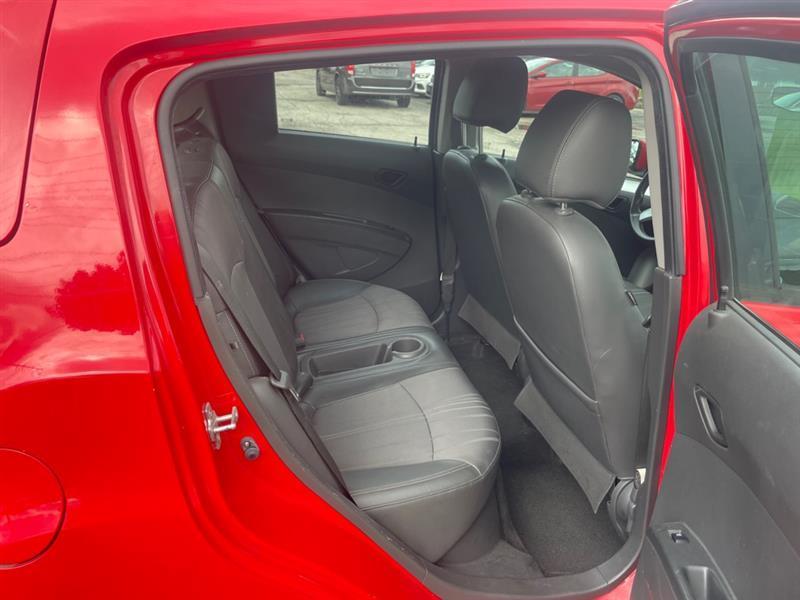 Chevrolet Spark 1LT CVT 2015