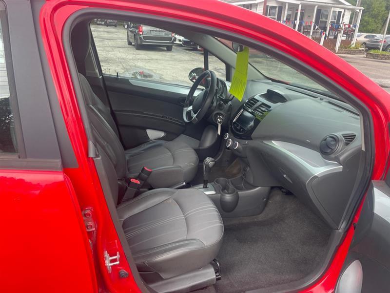 Chevrolet Spark 1LT CVT 2015