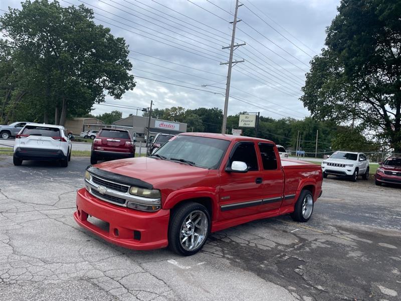 2000 Chevrolet Silverado 1500 LS Ext. Cab 3-Door Long Bed 2WD