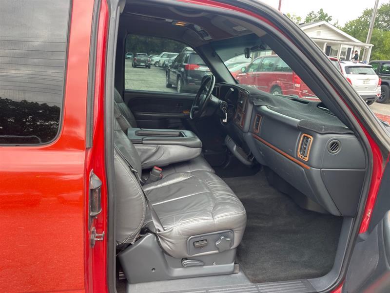 Chevrolet Silverado 1500 LS Ext. Cab 3-Door Long Bed 2WD 2000
