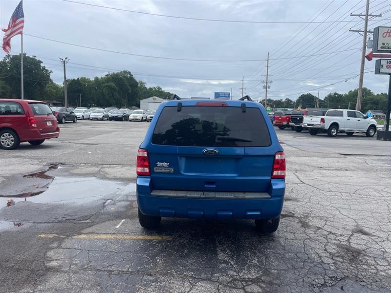 Ford Escape XLT FWD 2011