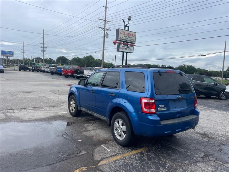 Ford Escape XLT FWD 2011