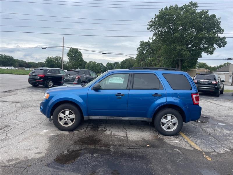 Ford Escape XLT FWD 2011