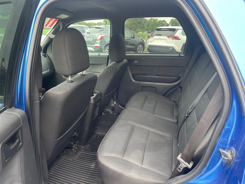 Ford Escape XLT FWD 2011