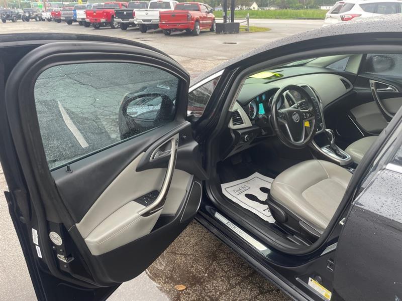 Buick Verano Base 2014