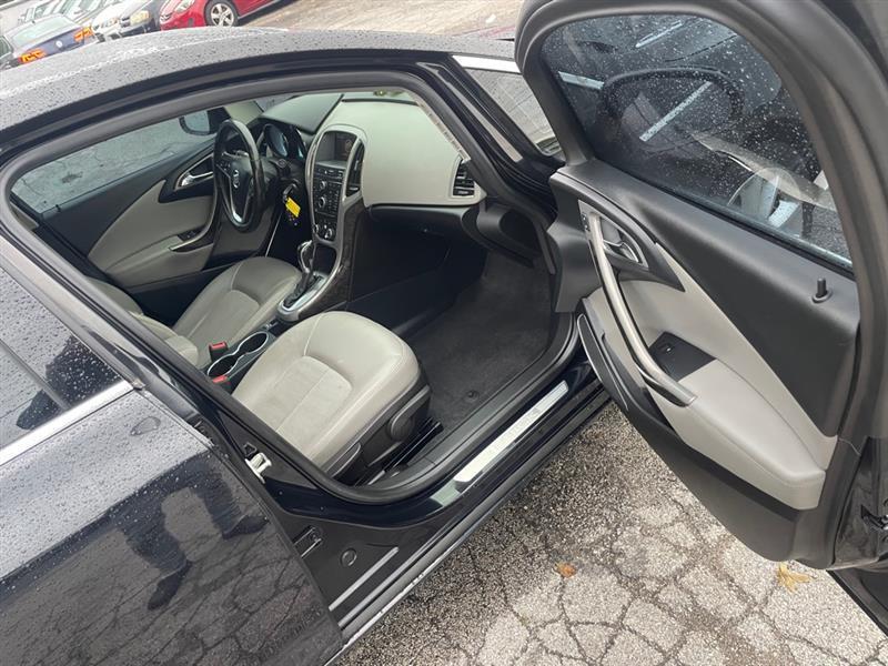 Buick Verano Base 2014