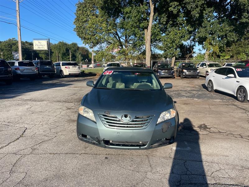 Toyota Camry SE 5-Spd AT 2009