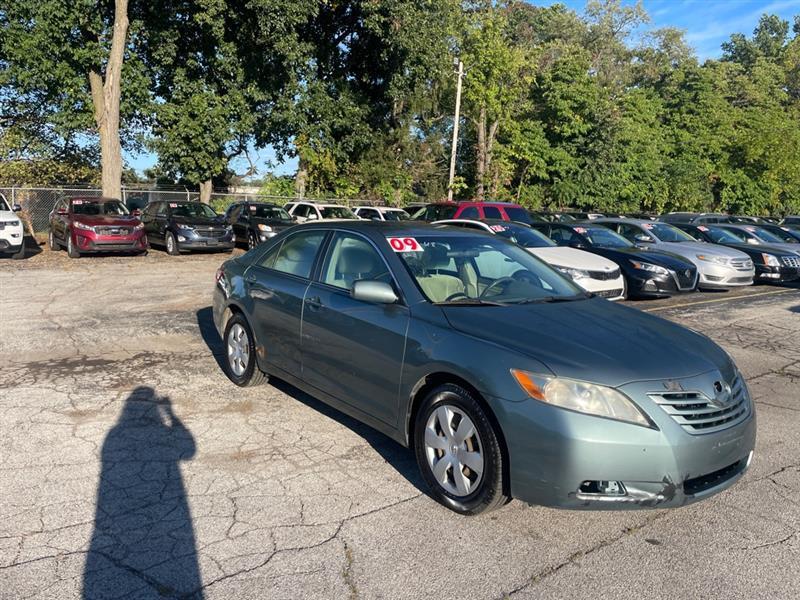 Toyota Camry SE 5-Spd AT 2009