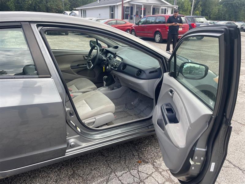 Honda Insight LX 2010