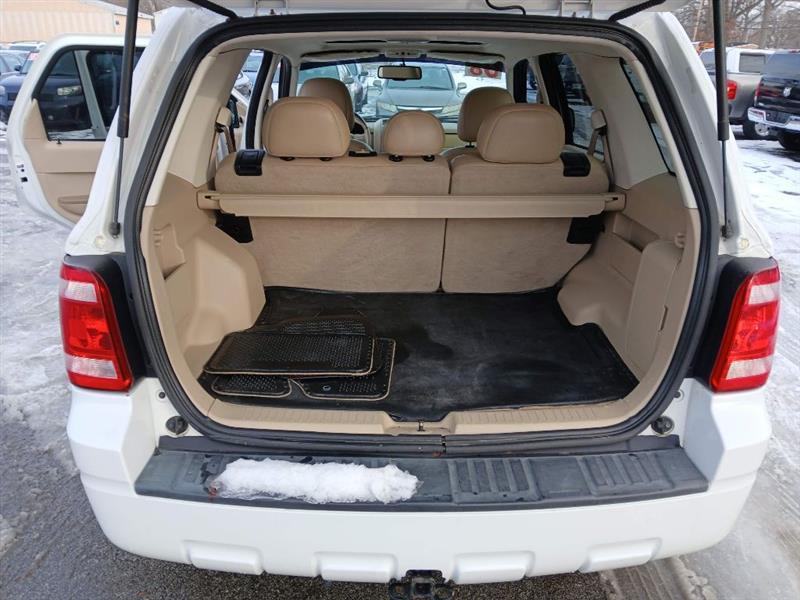 Ford Escape XLT 2WD V6 2008