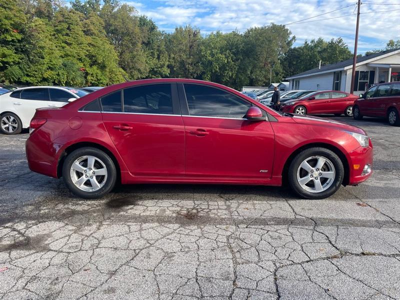 Chevrolet Cruze 1LT 2011