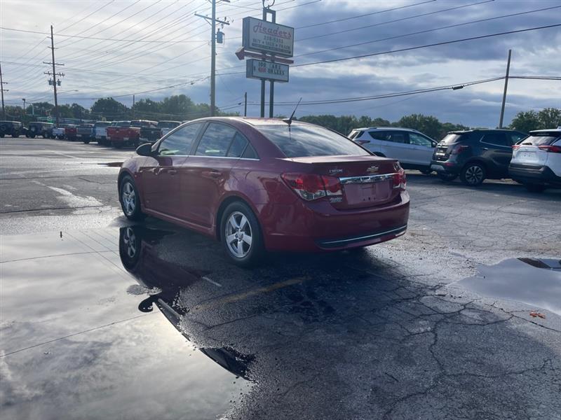 Chevrolet Cruze 1LT 2011