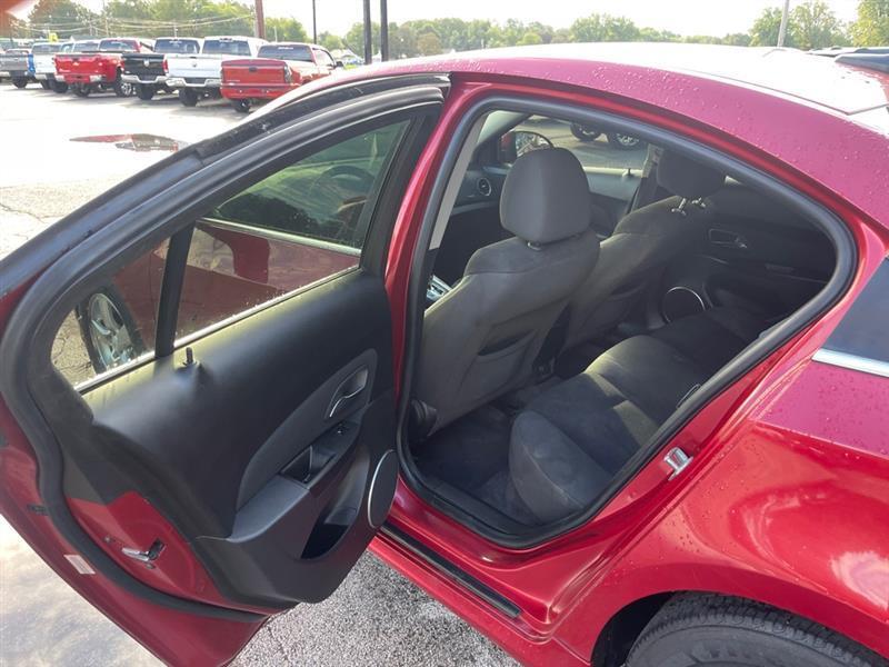 Chevrolet Cruze 1LT 2011