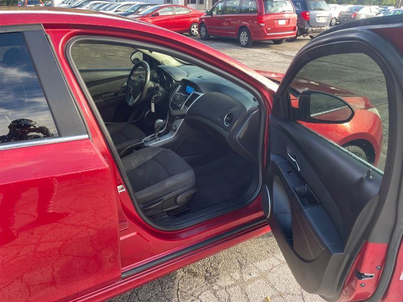 Chevrolet Cruze 1LT 2011