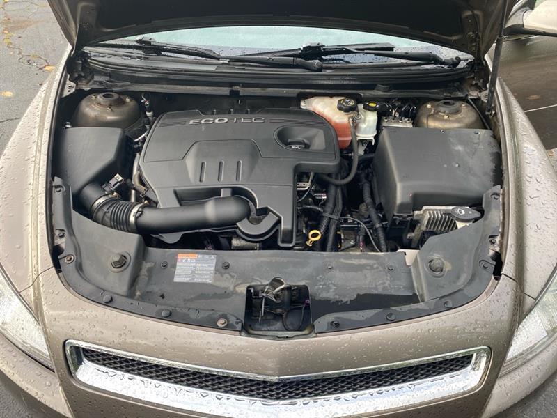 Chevrolet Malibu 1LT 2012