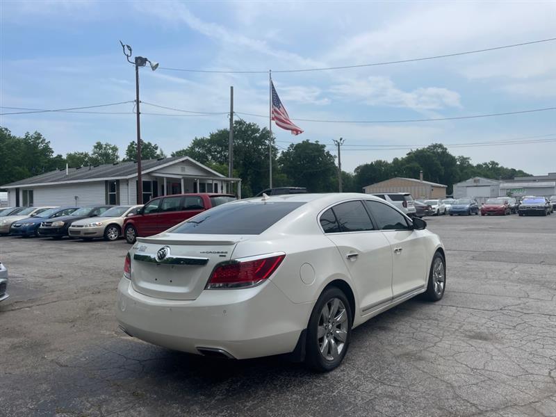 Buick LaCrosse CXS 2011