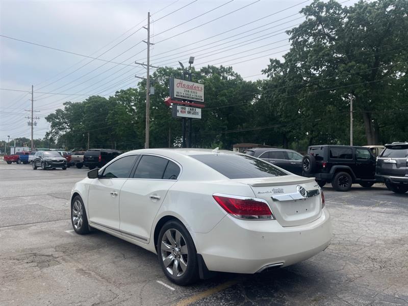 Buick LaCrosse CXS 2011