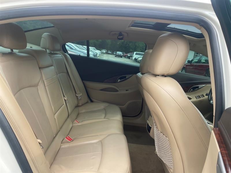 Buick LaCrosse CXS 2011
