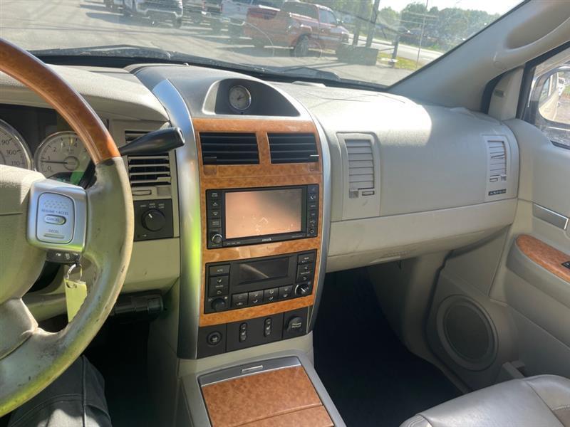 Chrysler Aspen Limited 4WD 2009