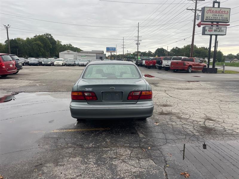 Ford Taurus SE 2005