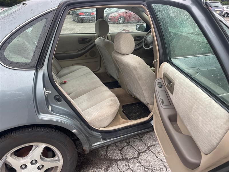 Ford Taurus SE 2005