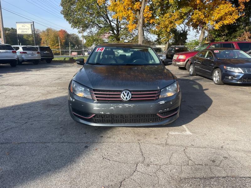 Volkswagen Passat 1.8T Wolfsburg AT 2014