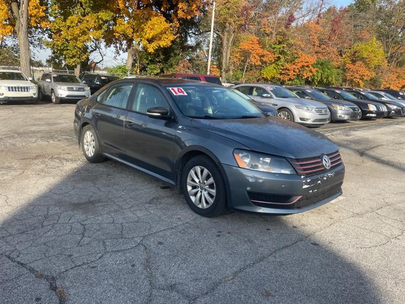 Volkswagen Passat 1.8T Wolfsburg AT 2014