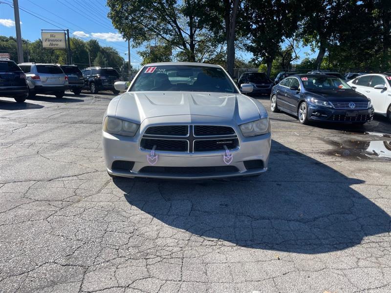 Dodge Charger SE 2012