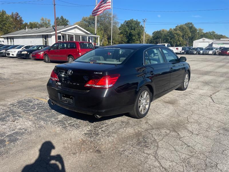 Toyota Avalon XL 2007