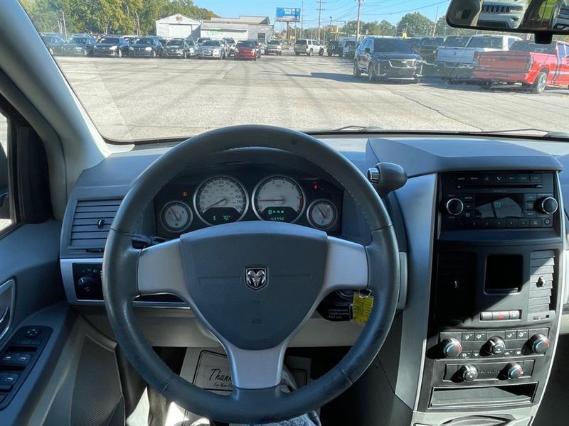 Dodge Grand Caravan SXT 2009