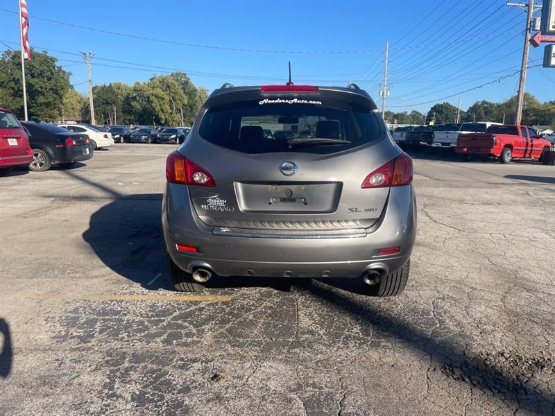 Nissan Murano S AWD 2010